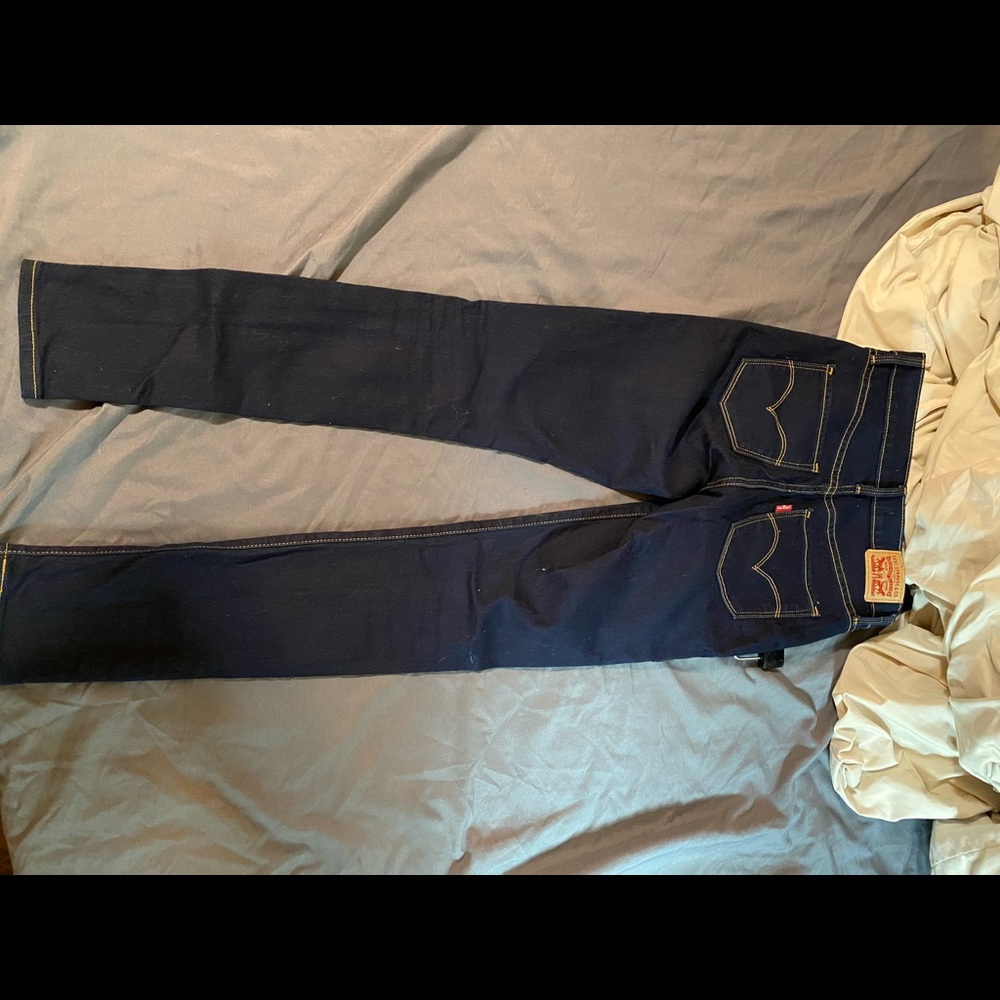 Levi’s 311 Shaping Skinny Jeans Size 25
